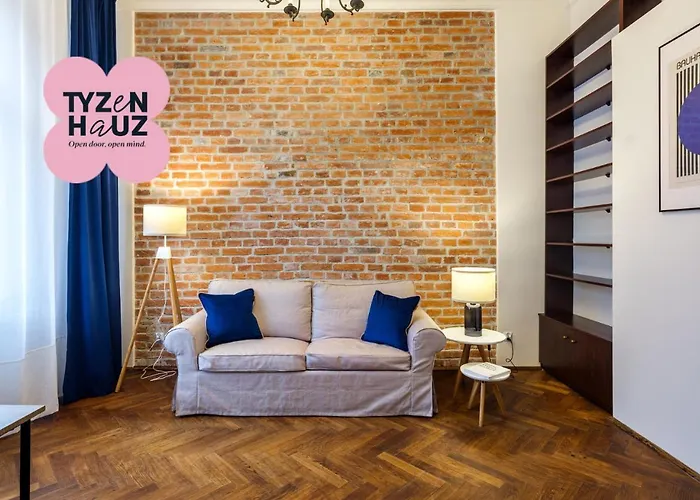 Central Apartments By Tyzenhauz